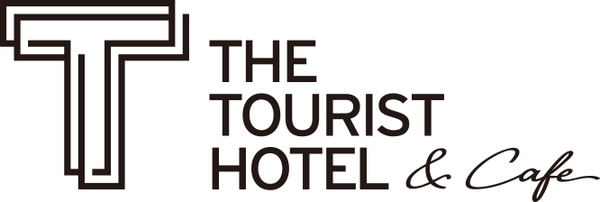 THE TOURIST HOTEL & Cafe